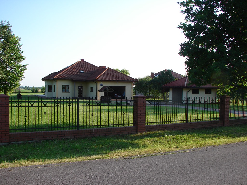 Grębiszew - рядовое село в глуши Польши